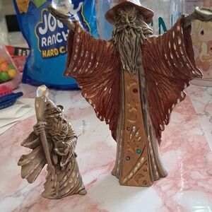 Decorative Wizard Figurines - Brown & Tan